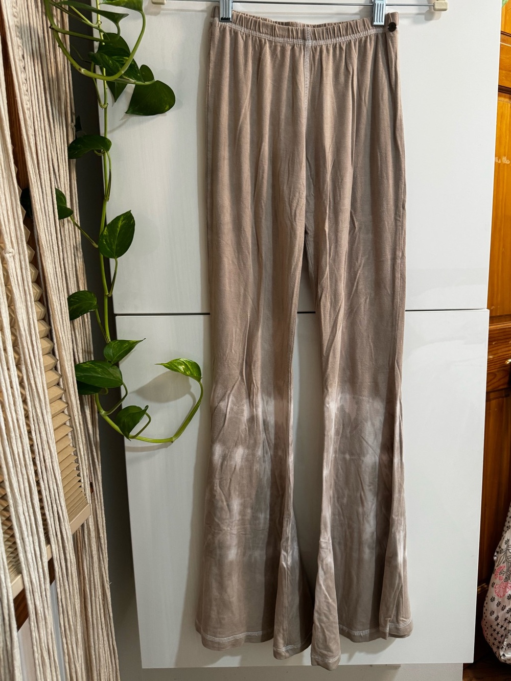 Taupe & Off White Pink Tie-Dye Flared Lounge Pants